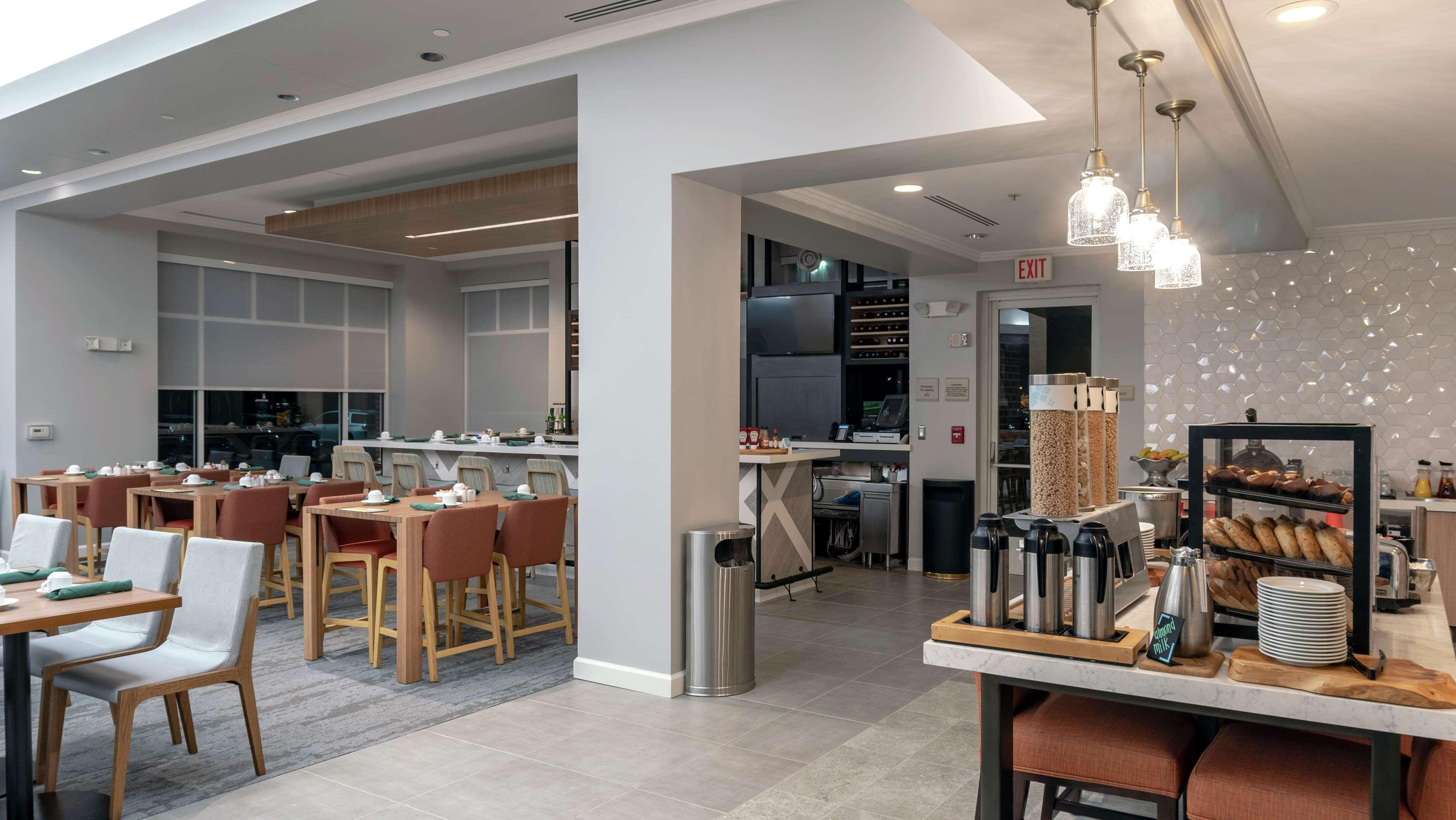 Hilton Garden Inn Plymouth Luaran gambar
